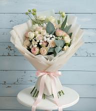 Букет цветов из:  Розы и Лизиантусы в Витязево