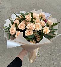Букет Кремовые розы Латте в Витязево
