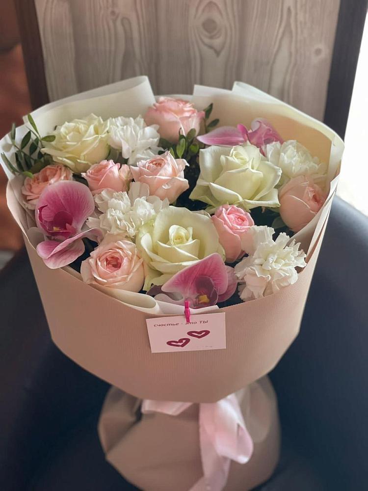 Букет цветов из: Орхидеи, Розы и Гвоздики в Витязево