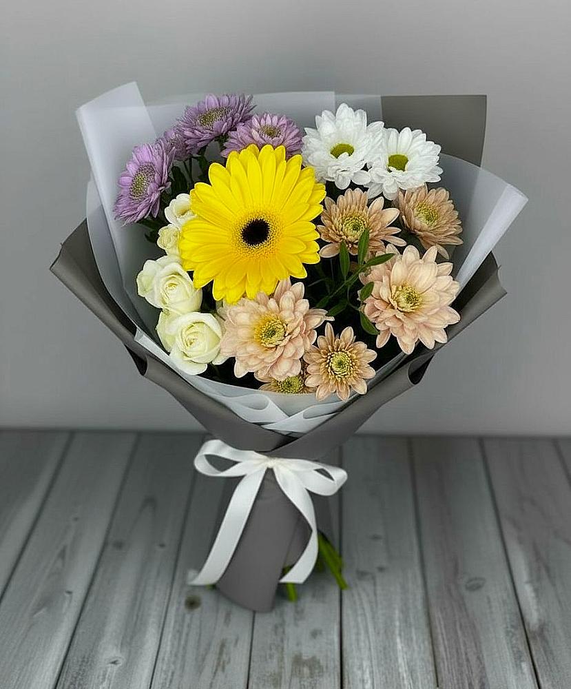 Букет цветов из: Розы, Герберы и Хризантемы в Витязево