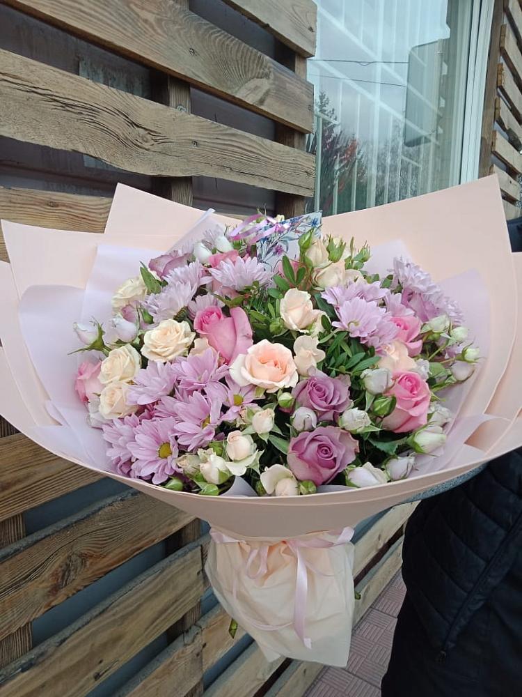 Букет цветов из: Розы и Хризантемы в Витязево