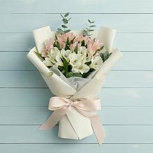 Букет цветов из:  Альстромерии #REPLACE_PRED# Витязево