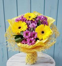 Букет цветов из:  Хризантемы и Герберы в Витязево