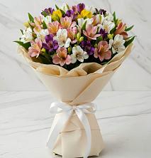 Букет цветов из:  Альстромерии в Витязево
