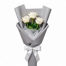Букет 3 белые розы в Витязево