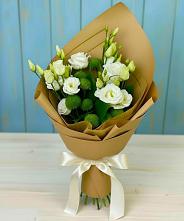 Букет цветов из:  Хризантемы и Лизиантусы в Витязево