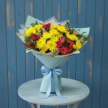 Букет цветов из:  Альстромерии и Хризантемы в Витязево